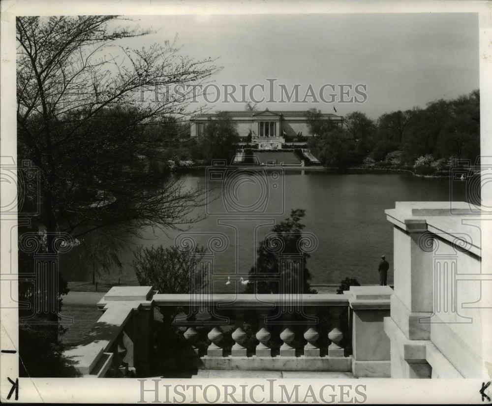 1966 Press Photo The Entrance of the Cleveland Museum of Art - cva89489 - Historic Images