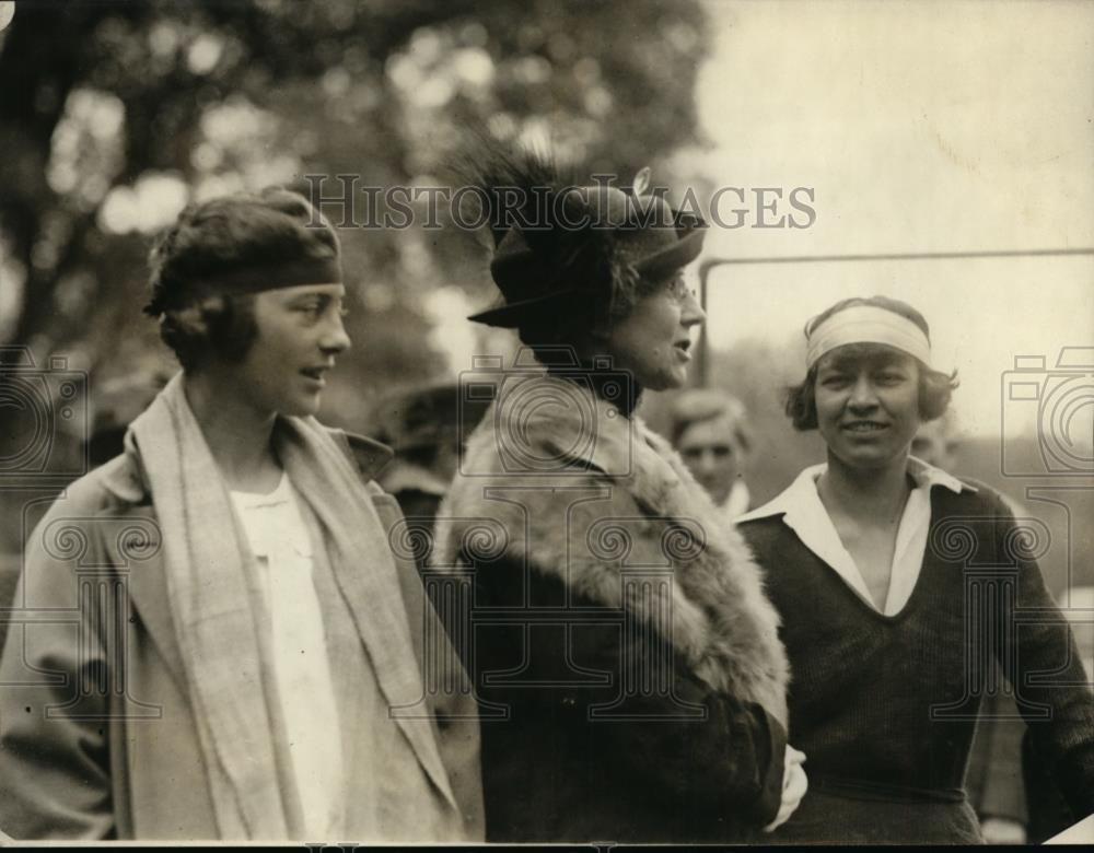 1922 Press Photo Mrs Harding, Mrs Mallory, Mrs Zinderstein tennis stars in DC - Historic Images