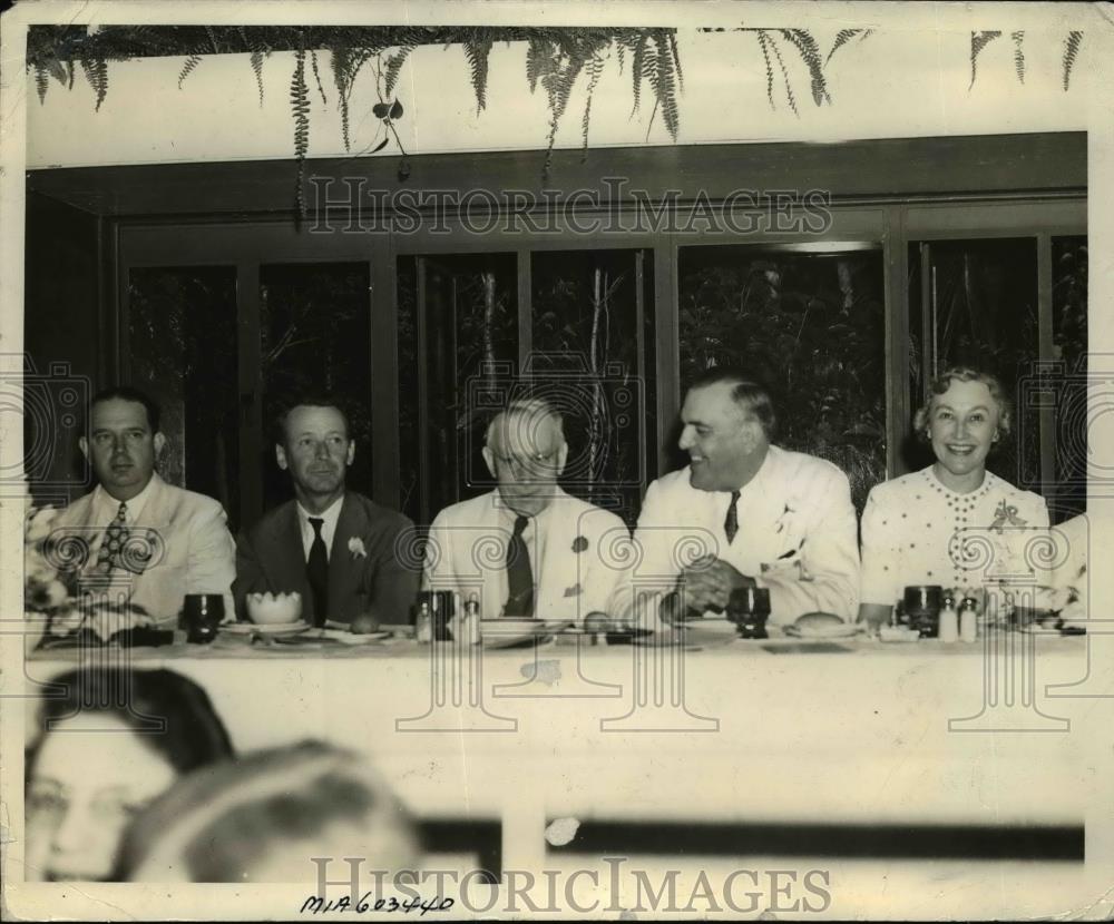 1941 Press Photo Editors of National Editorial Association Meeting in Miami. - Historic Images