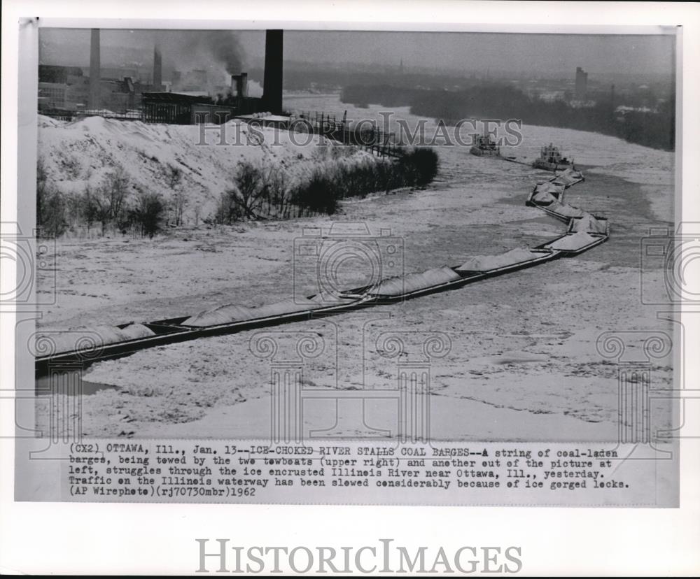 1962 Wire Photo Coal Laden barges Towed by Two Towboats Struggles Through
Ice - Historic Images