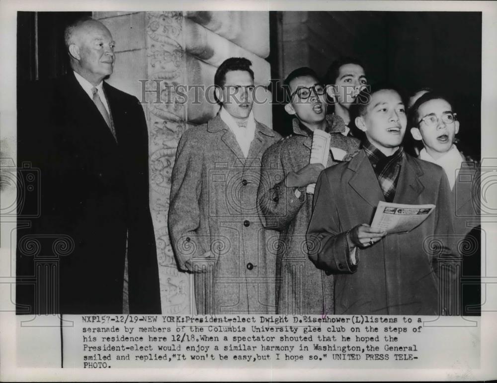 1952 Press Photo President elect Eisenhower &amp; Columbia U glee club in NY - Historic Images