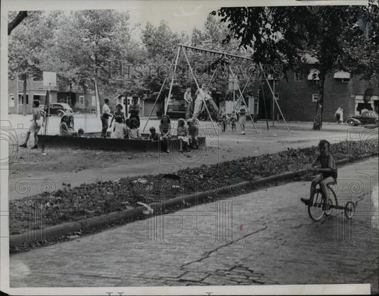 1946 Press Photo The Memphis School playground - cva75257 - Historic Images