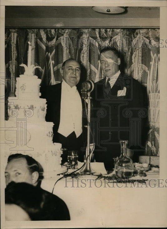 1937 Press Photo Albert Goldman Postmaster of NY & Floyd Gibbons correspondent - Historic Images