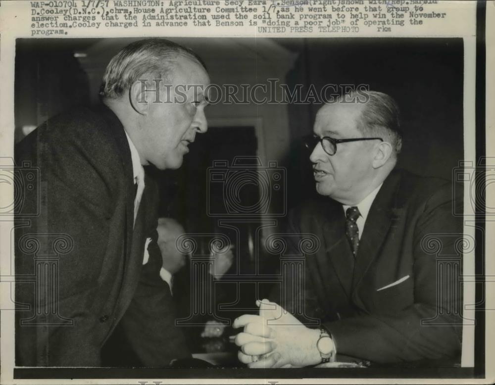 1957 Press Photo Ezra Benson, Secy. of Agriculture with Rep.Harold D.Cooley - Historic Images