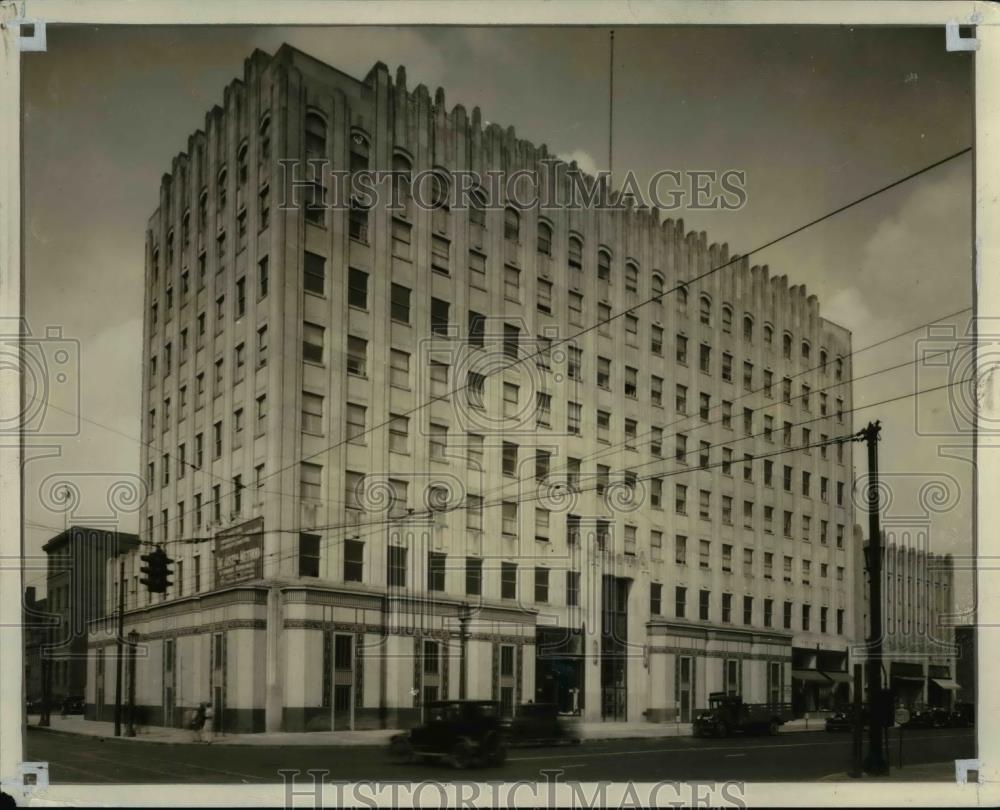 1931 Press Photo Tall Carnegie Medical Building - cva96898 - Historic Images