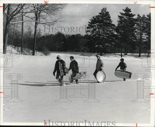 1977 Press Photo Sledding - cva78165 - Historic Images