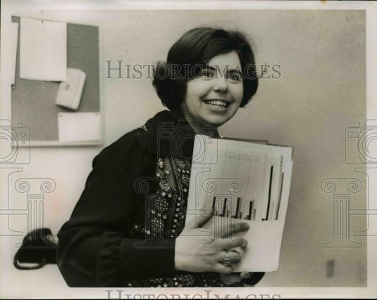 Press Photo Rosemary Angelaitis student at Lakeland Community College - Historic Images