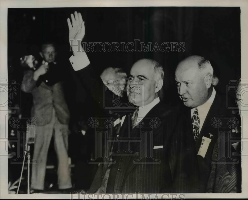 1938 Press Photo Gov.Herbert Lehman congratulated by James A.Farley renomination - Historic Images