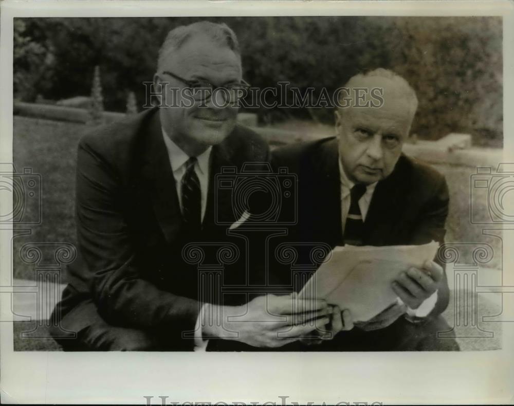 1962 Press Photo Keith Funston, President of New York Stocks Exchange. - Historic Images