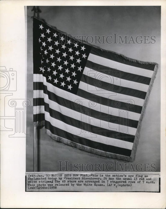 1958 Wire Photo The nation's new flag as designated by President Eisenhower - Historic Images