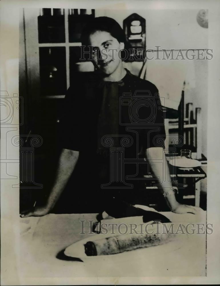 1934 Press Photo Maria Ivanfy a Hungarian wins World's Best Housewife - Historic Images