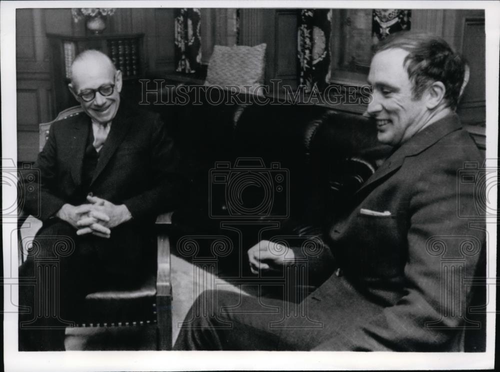 1968 Press Photo Canadian Prime Minister Pierre Trudeau &amp; US Amb H Linder - Historic Images