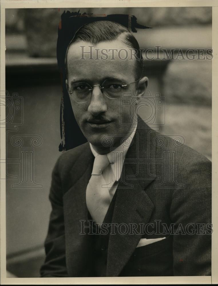1932 Press Photo Charles Lockridge a bridge player for a tournament - nee87417 - Historic Images