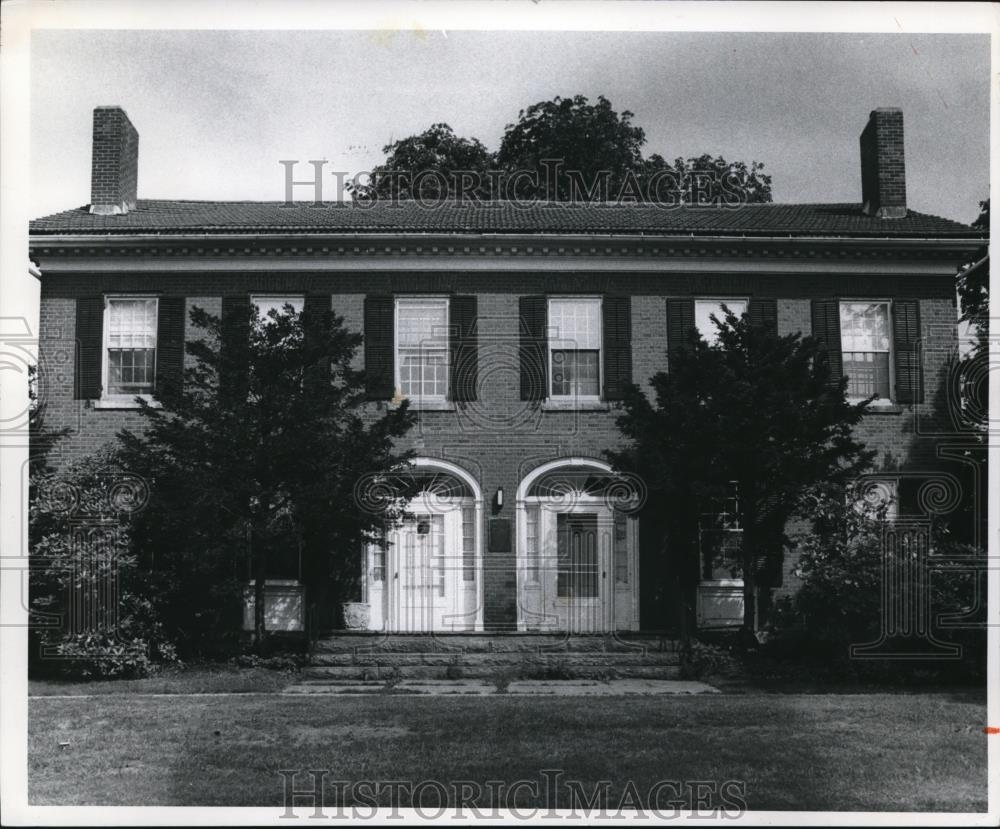 1975 Press Photo The President&#39;s House, built in 1830 at Western Reserve Academy - Historic Images