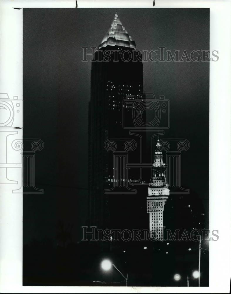 1991 Press Photo Society center and the terminal tower - cva85115 - Historic Images