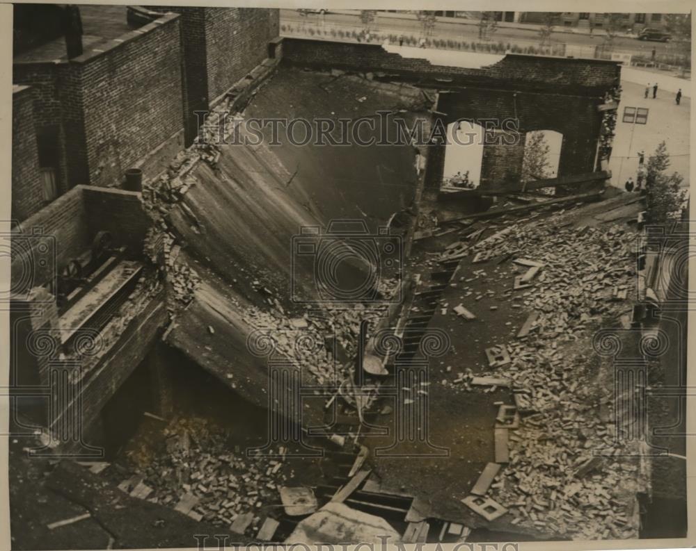 1937 Press Photo Bricklayer Joe De Leonard killed in collapse of a building wall - Historic Images