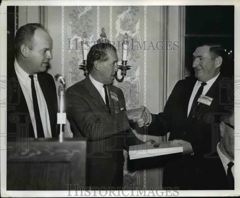 1964 Press Photo Jack Karbin of Civil defense board &amp; others in Cleveland Ohio - Historic Images