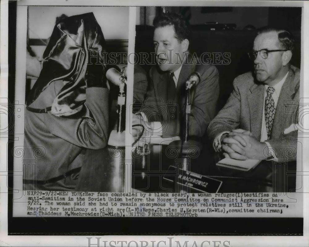 1954 Press Photo Woman refugee testifies House Committe on Communist Aggression - Historic Images