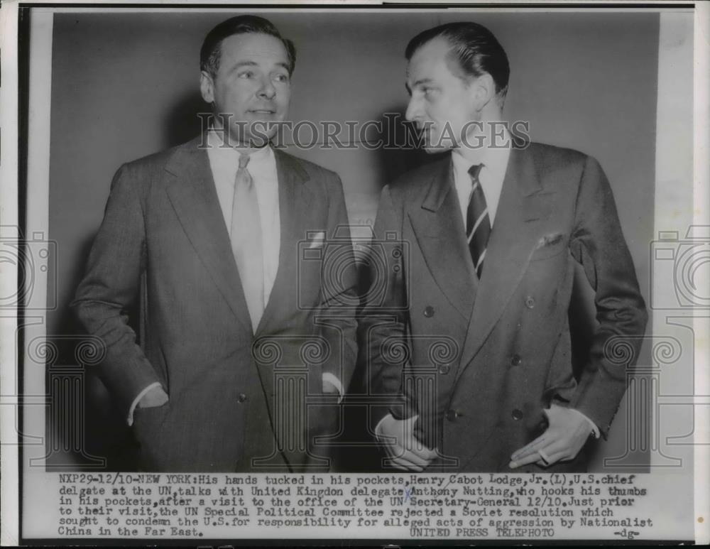 1954 Press Photo Henry Cabot Lodge Jr. talks with Anthony Nutting. - nee85236 - Historic Images