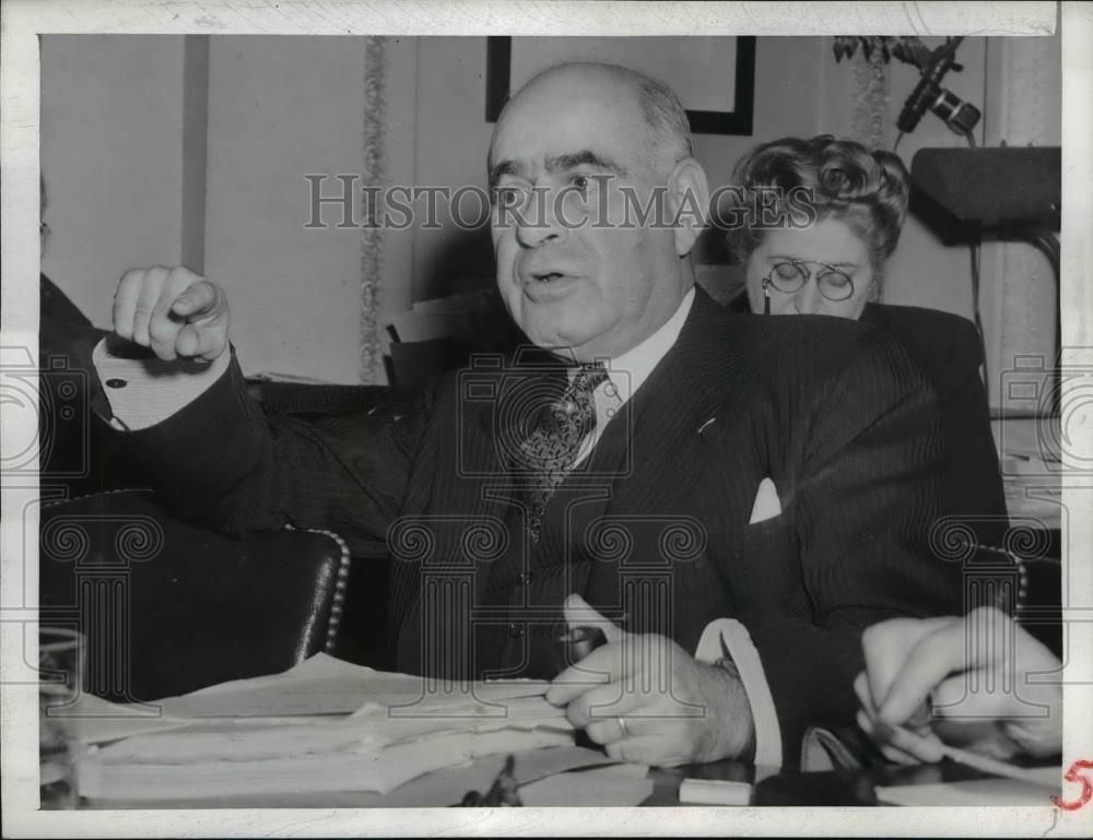 1943 Press Photo Director General Herbert Lehman of the UNRRA at House hearing - Historic Images