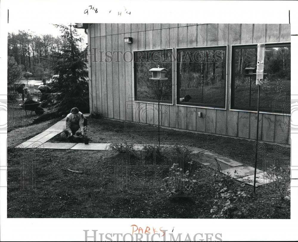 1991 Press Photo Dan Mc Guirk at the North Chagrin Reservation Metroparks - Historic Images