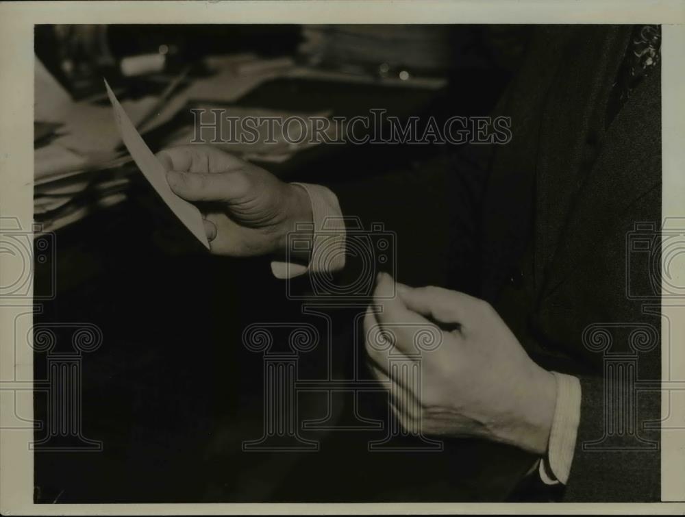 1934 Press Photo Hands of Unied States Sec.of Interior Harold Ickes - nee85153 - Historic Images