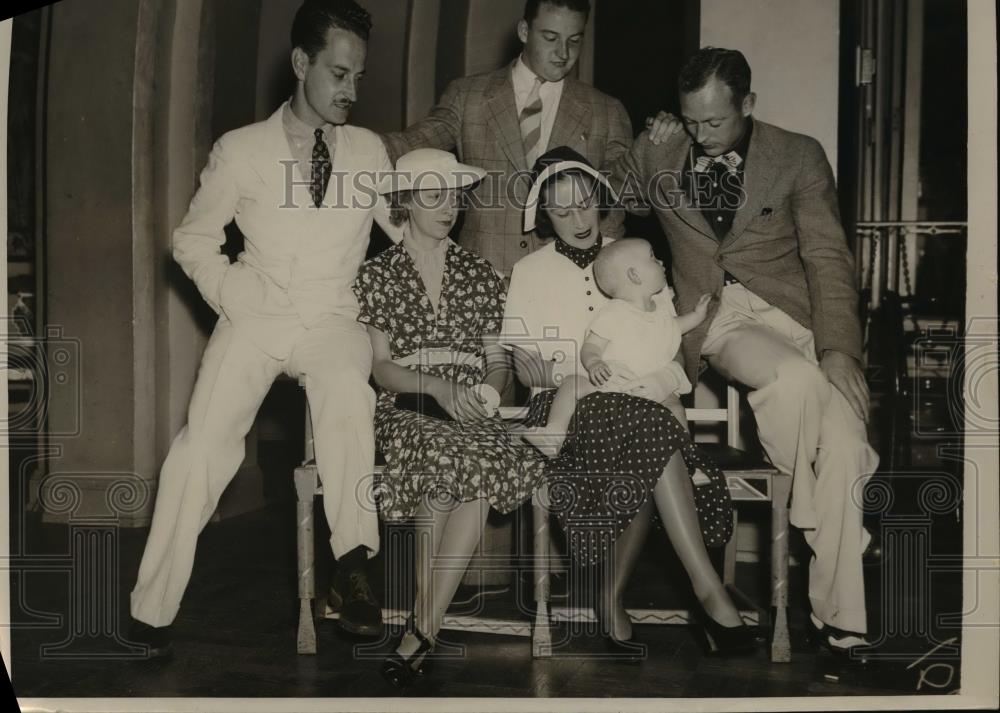 1936 Press Photo Robert D. Mossman and Family attended GOP Convention - Historic Images