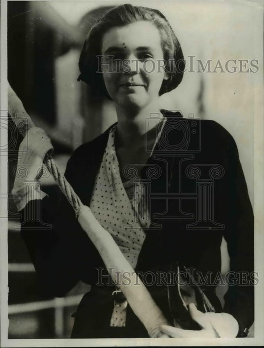 1931 Press Photo Mis sLee Horton of Bonita California on parnts yacht - Historic Images