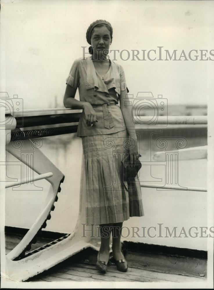 1931 Press Photo Sara Hollopeer Pretties in American Colony at Barranquilla - Historic Images