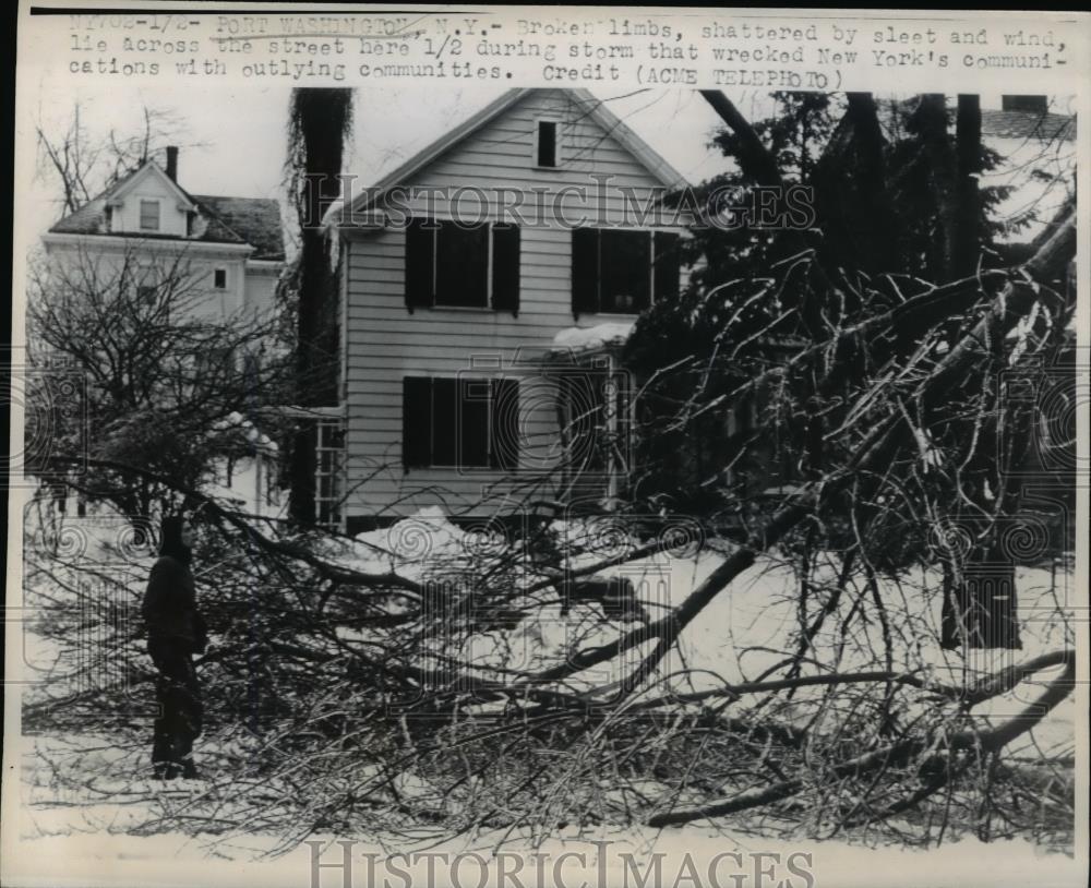 1948 Press Photo Wrecked New York Community by heavy wind and Storm. - Historic Images