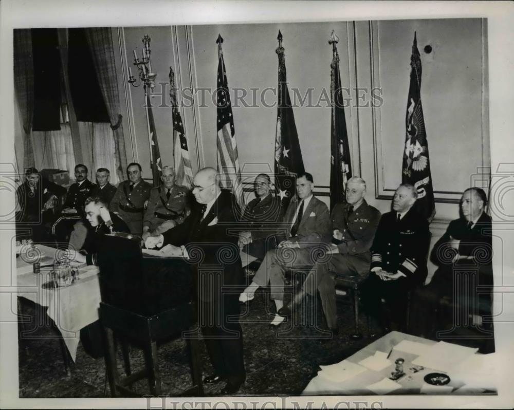 1939 Press Photo Gov. Alfred Lehman with National Guard Officers of New York - Historic Images