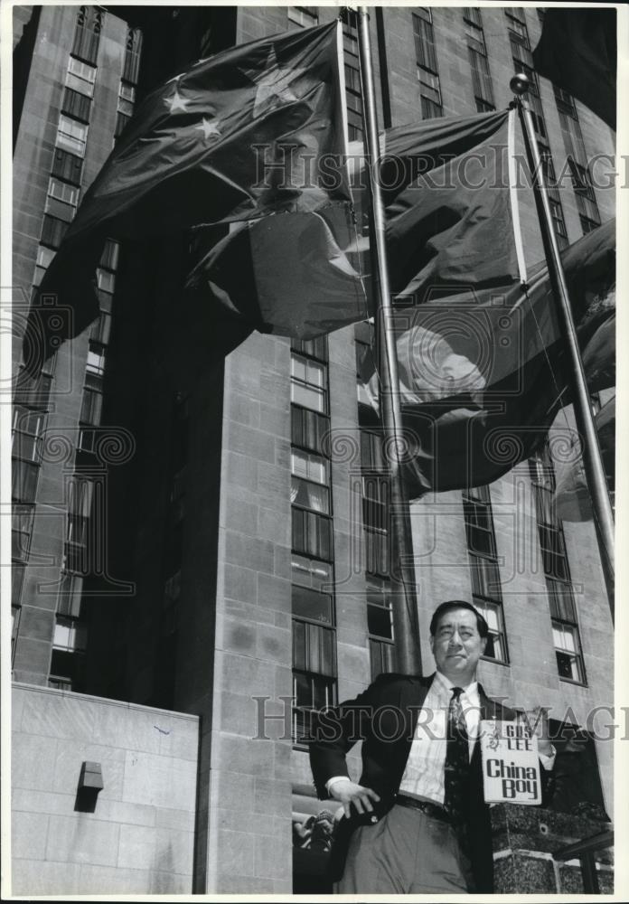 1991 Press Photo Gus Lee Author of &#39;China Boy&quot;Photograph in New York - Historic Images