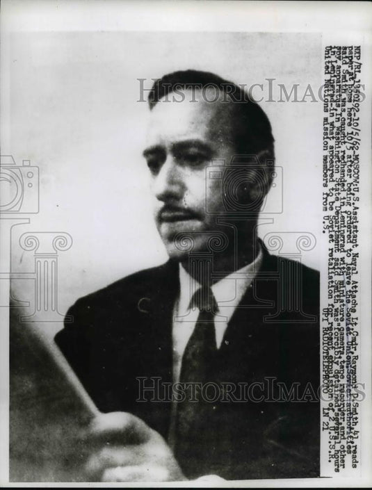 1962 Press Photo US assistant Naval Attache Lt Cmdr Raymond D Smith - nee83909 - Historic Images