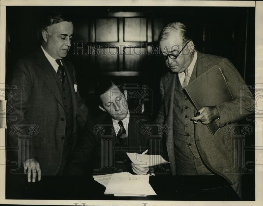 1933 Press Photo Hearing on NRA Newspaper Code Opend in NRA Headquarters - Historic Images