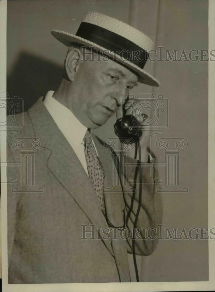 1932 Press Photo Ray Benjamin at Chicago political convention for Hoover - Historic Images