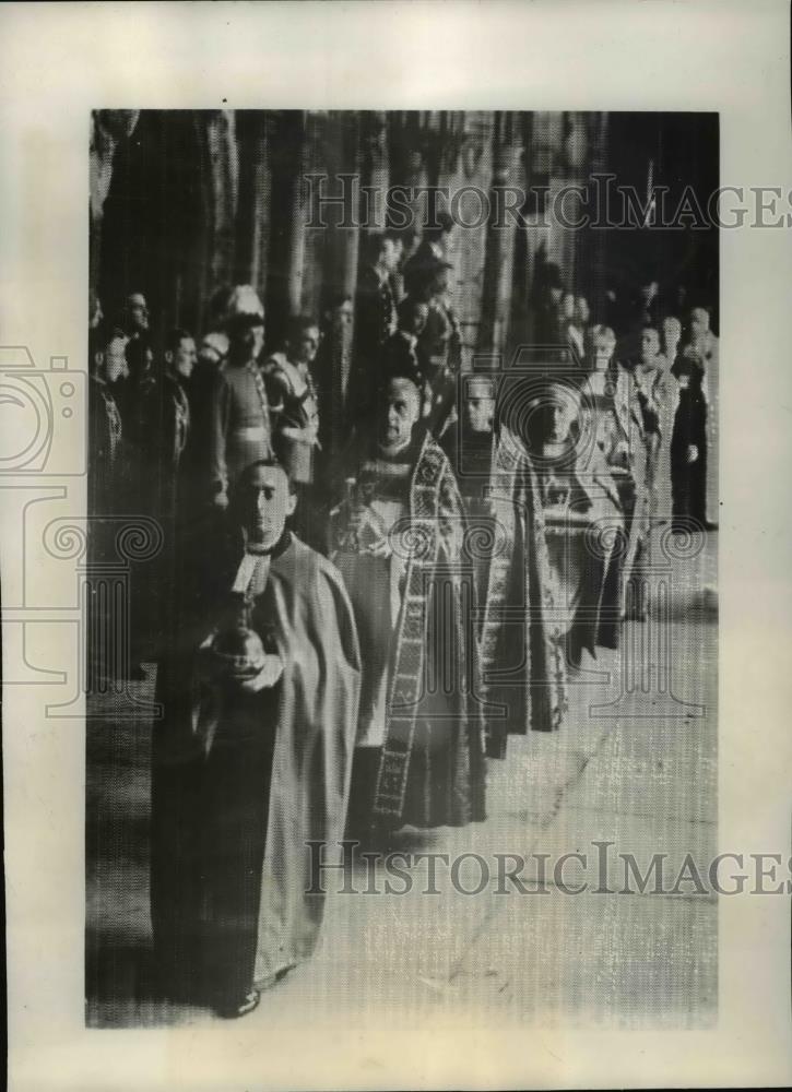 1937 Press Photo Westminster Abbey Coronation ceremony for crowning the King - Historic Images