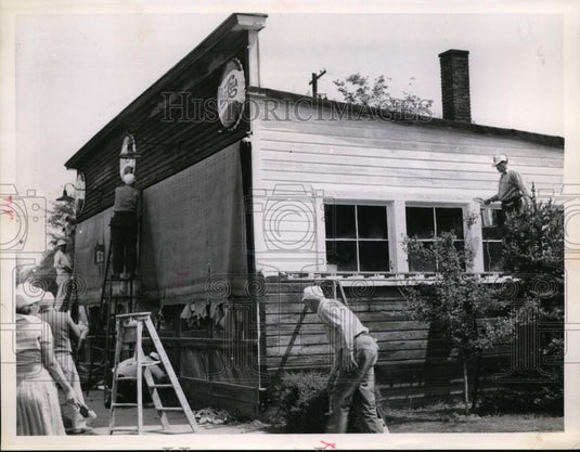 1960 Press Photo Construction of Independence Civic League Panrty Store - Historic Images