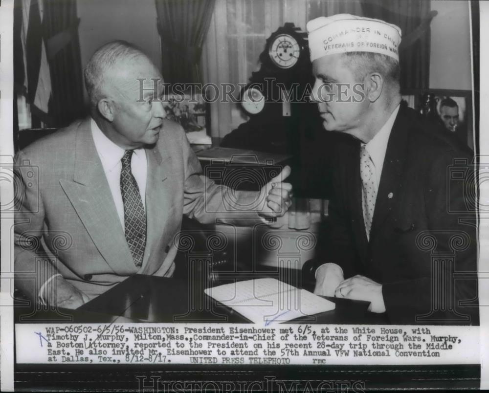 1956 Press Photo President Eisenhower & American Legion's Timothy Murphy - Historic Images