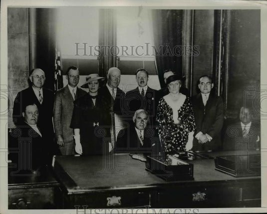 1935 Press Photo NY Governor Herbert Lehman,Insurance Advisory Council - Historic Images