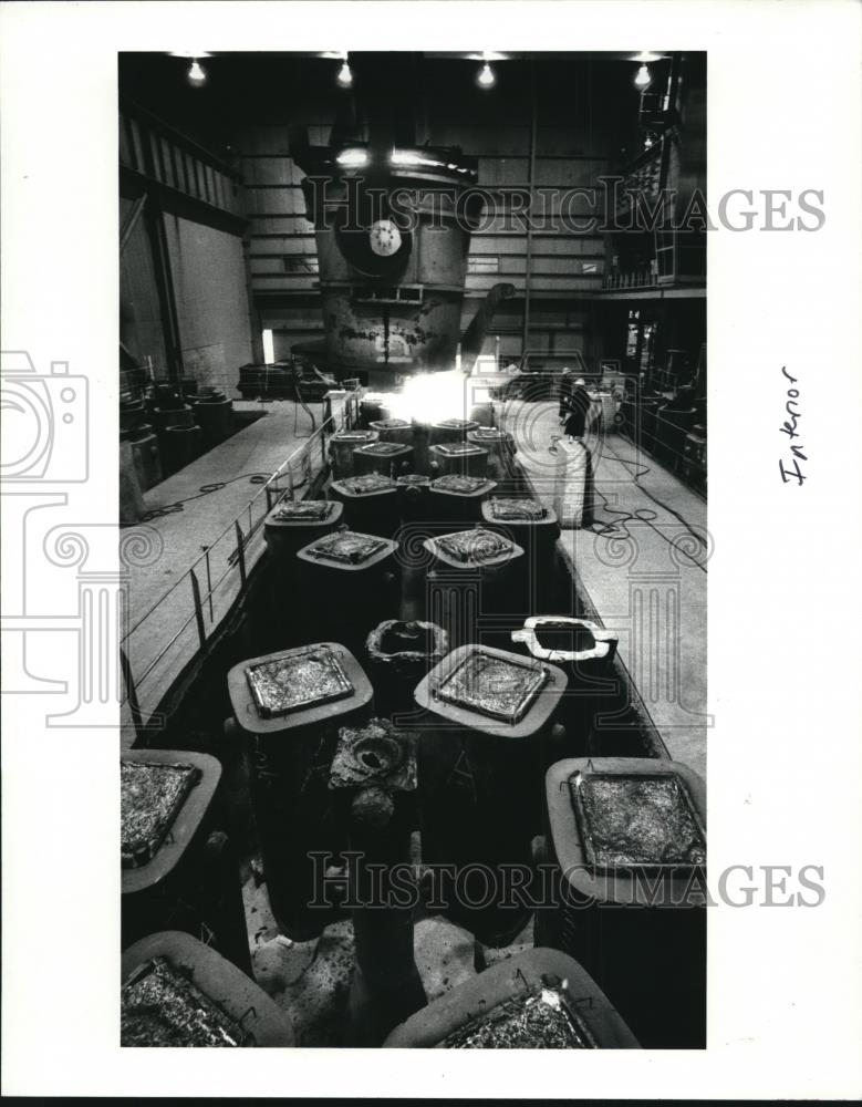 1986 Press Photo Interior of Timken Company Faircrest Plant - cva98849 - Historic Images