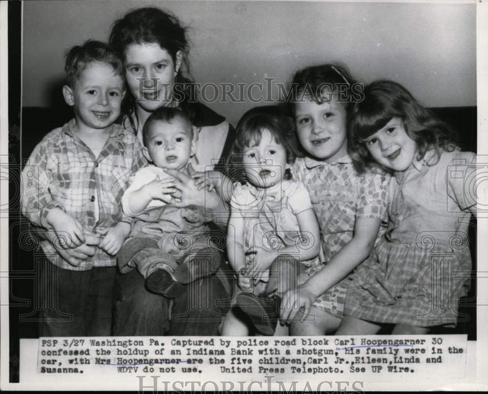 1954 Press Photo Family of Carl Hoopengarner confessed robber of Indian Bank - Historic Images