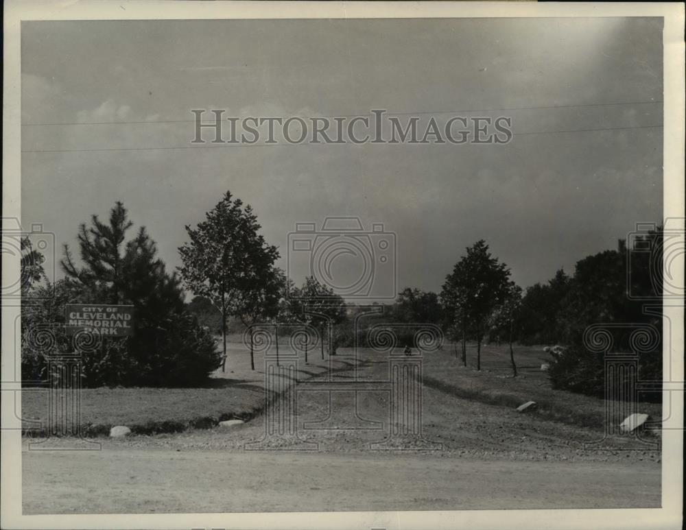 1937 Press Photo Entrance to Potters Field - cva84234 - Historic Images