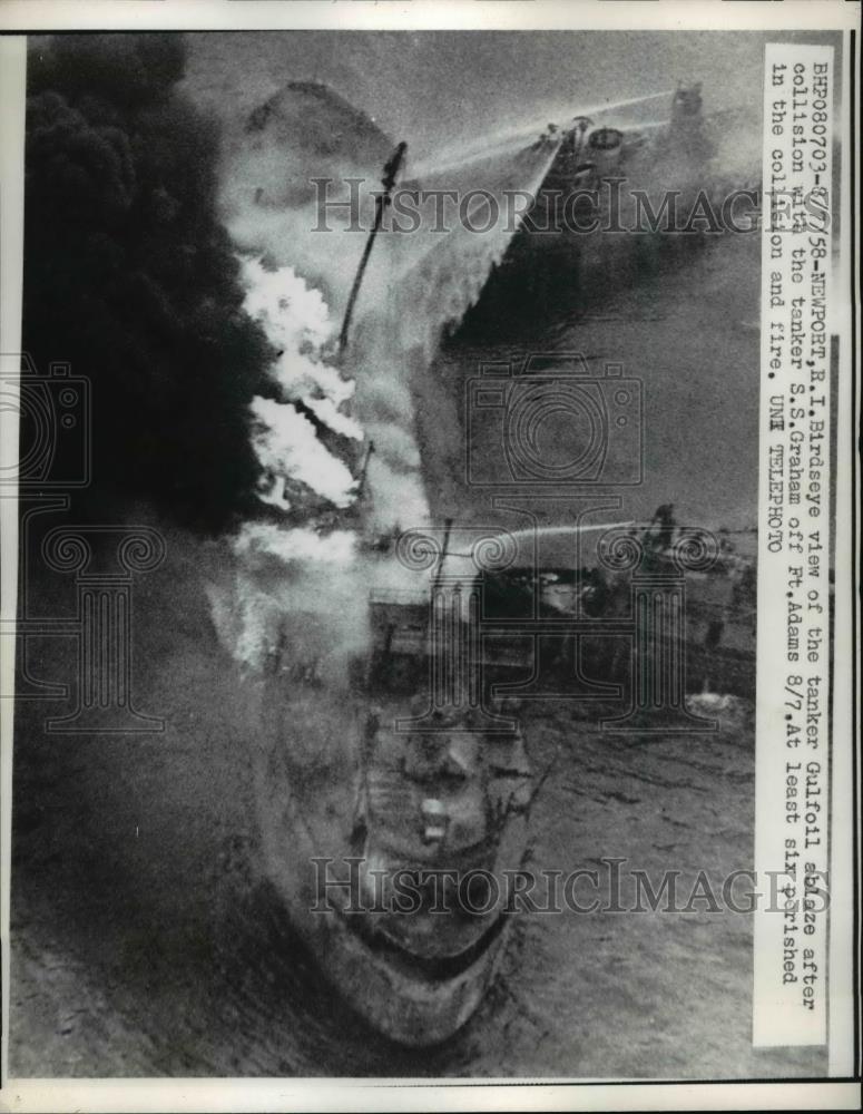 1958 Press Photo Aerial view of tanker Gulgoil on fire at Newport Rhode Island - Historic Images