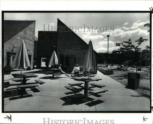 Press Photo Civic Center Park, Mentor Ohio - cvb03379 - Historic Images