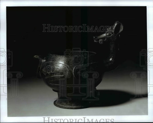 1999 Press Photo The "Deer Effigy Vesse', the new acquisition of Museum of Art - Historic Images
