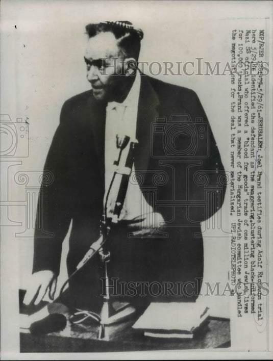 1961 Press Photo Joel Brand testifies during Adolf Eichmann trial at Jerusalem - Historic Images