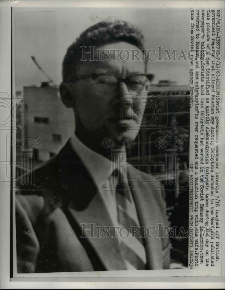 1963 Press Photo Anatoly Aleksandrovich Dolnytsin Russian spy in Moscow - Historic Images