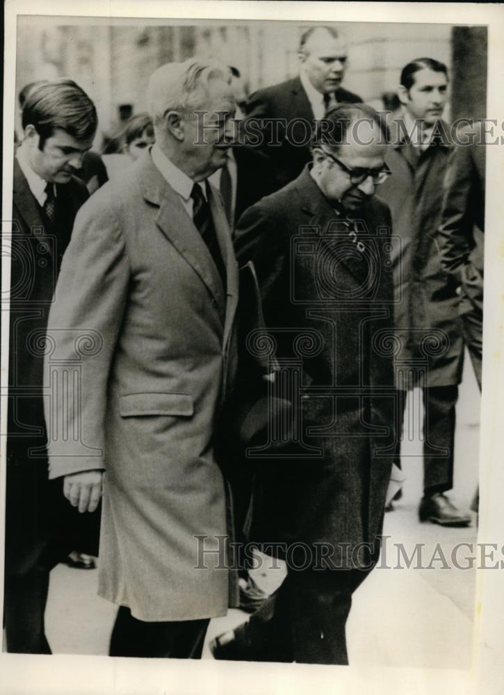 1970 Press Photo US Chief Negotiator David Bruce &amp; P Habib at Paris Peace talks - Historic Images