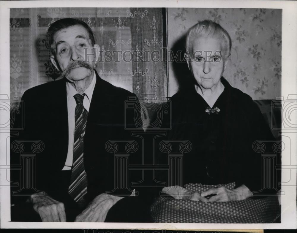 1945 Press Photo Mr &amp; Mrs John Kepner celebrates thier 70th Wedding Anniversary - Historic Images