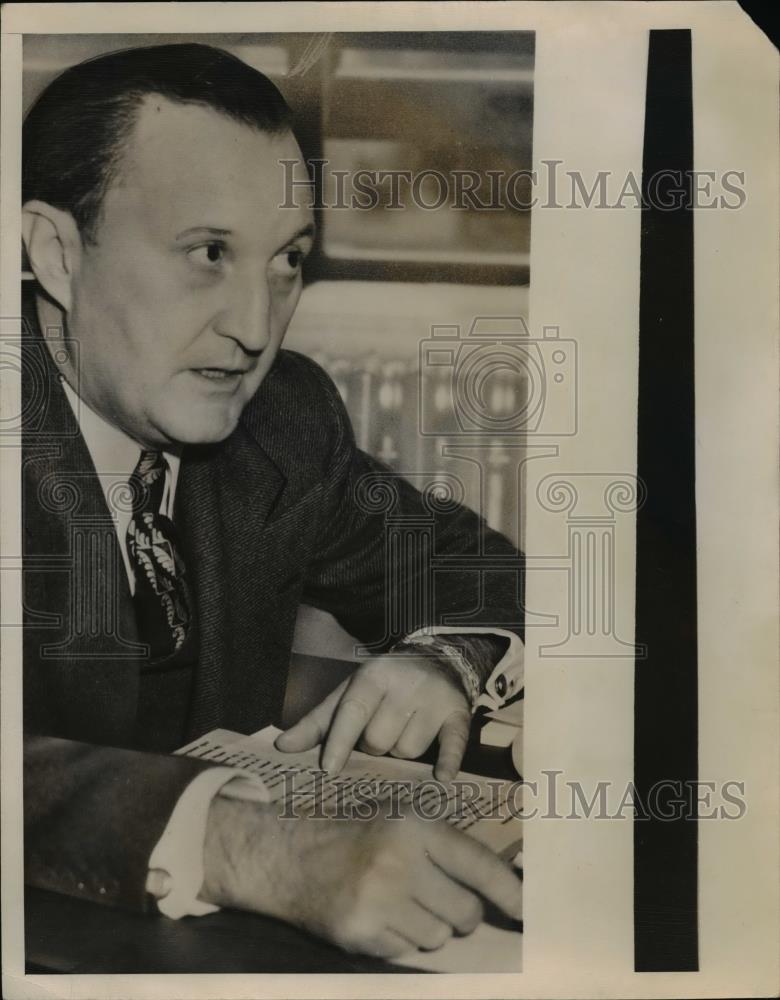 1948 Press Photo William B.Benton, President of Britannica Encyclopedia. - Historic Images